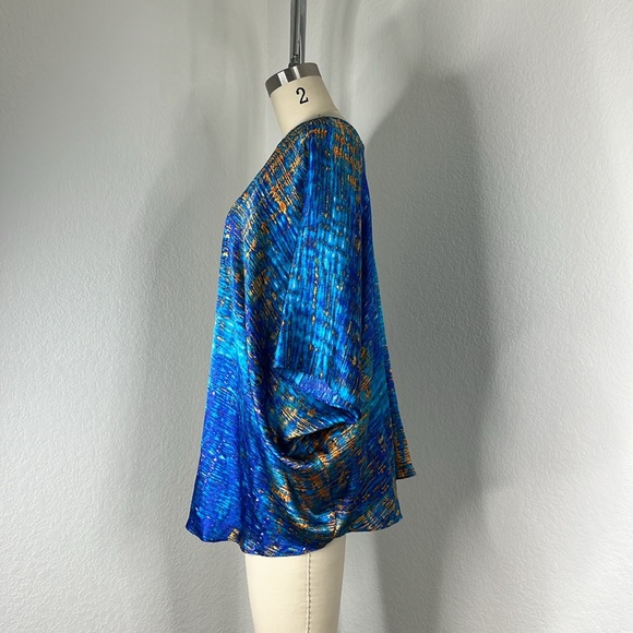 Josie Natori Yari Silk Patterned V Neck Butterfly Sleeve Top Blouse Caftan - Picture 4 of 8